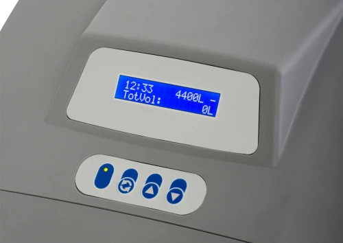 IQSOFT-ECO-12 : Profesjonalny zmiękczacz wody (2-6 osob)